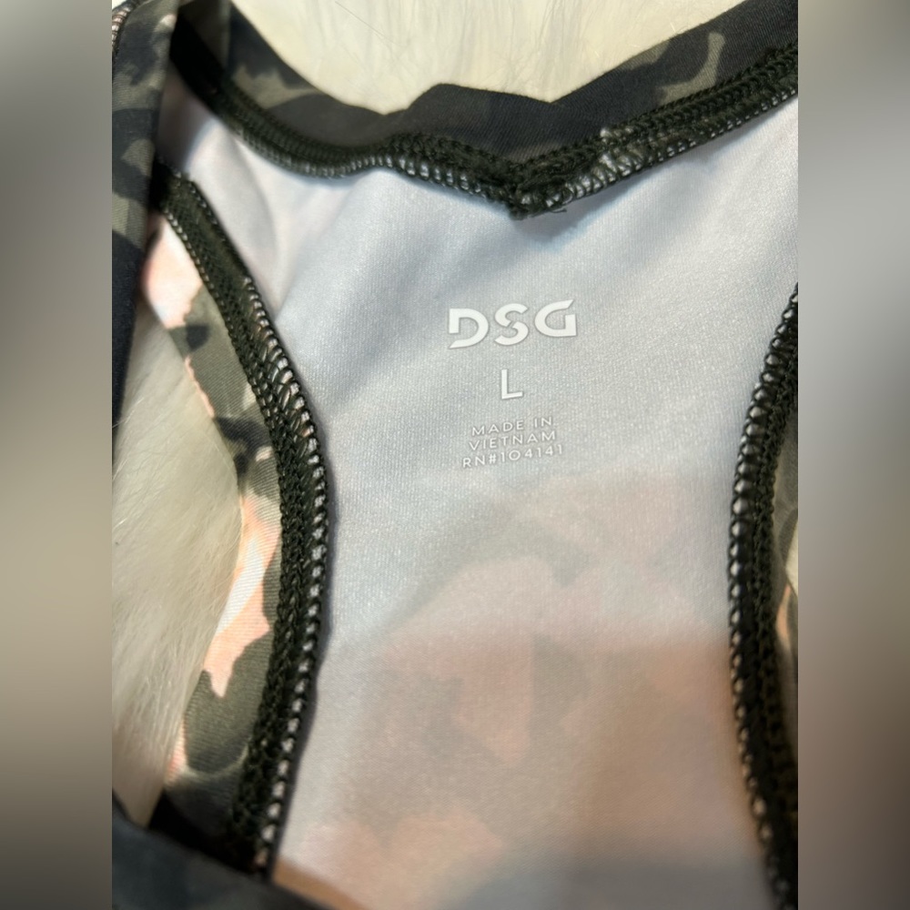 DSG ⚜️ Racerback Multi-Print Design Tank - Picture 3 of 7